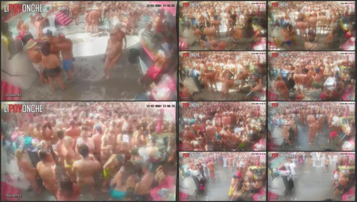 Sex in swingers club 62